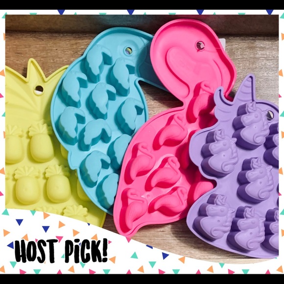 Unbranded Other - 🎉HP 🎉 Bundle of 4 Tropical Themed Ice Cube Trays